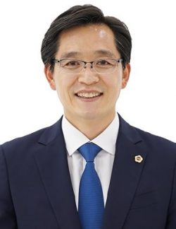 우승희_군수 우승희_군수
